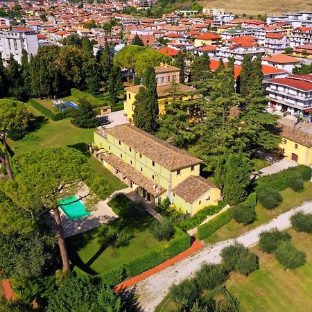 Castellalto Agriturismo Villa Irelli מראה חיצוני תמונה